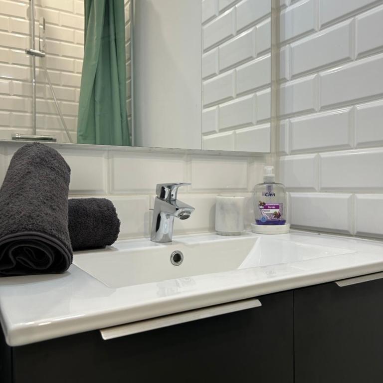Le Toulousain 102 - Appartement Cosy en Hypercentre - Quartier Jeanne d'Arc - One-Bedroom Apartment - 3