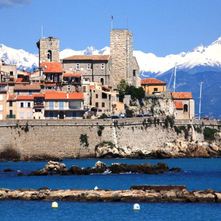 Rare! Oasis Btw Old Antibes & Beach - Appartement 2 Chambres - 23