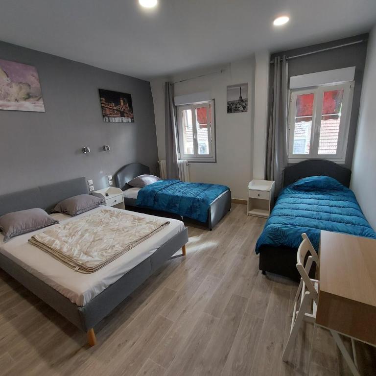 Ardenn'Hotel - Chambre Quadruple avec Salle de Bains - 2