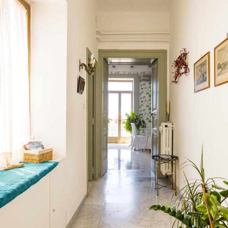 New Design Apartment in Naples - Appartamento con 2 Camere da Letto - 59