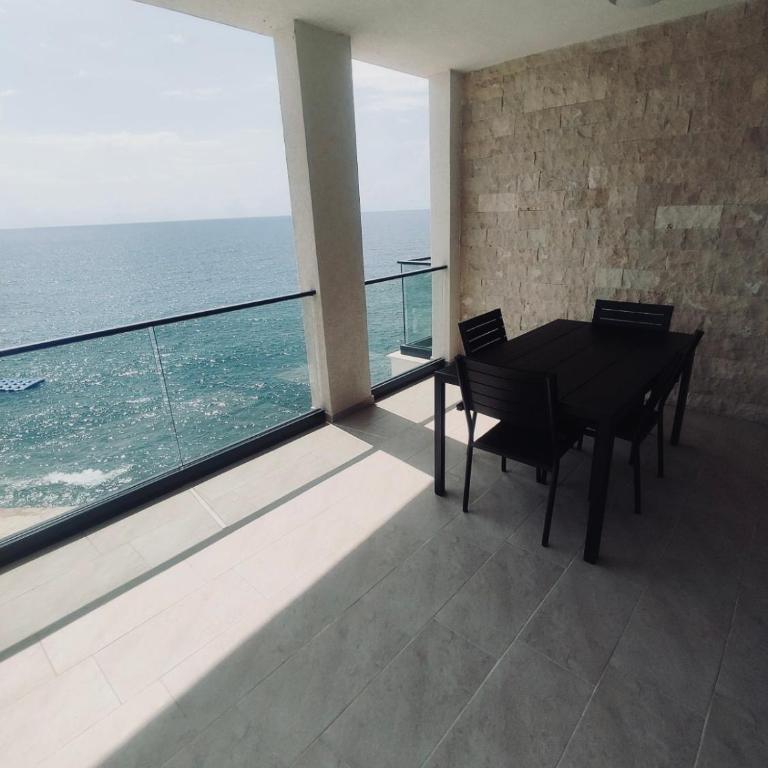 Sunny Coast - One-Bedroom Apartment with Sea View and Terrace - 6