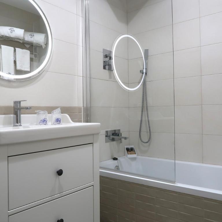 Hotel Malaga Picasso - Habitación Doble - 1 o 2 camas - 6