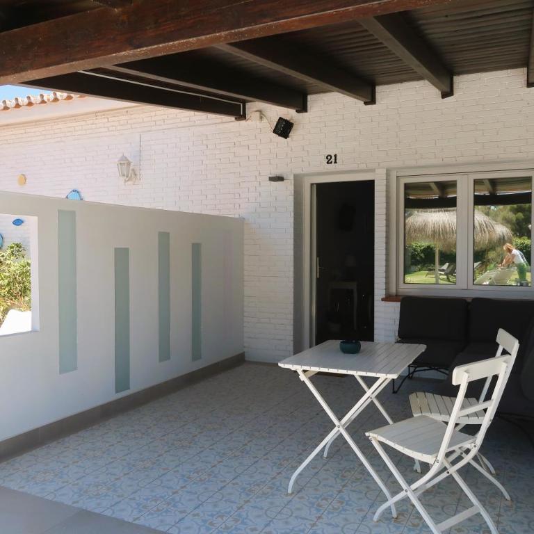 Hotel Malaga Picasso - Habitación Doble Superior con vistas a la piscina - 1 o 2 camas - 2