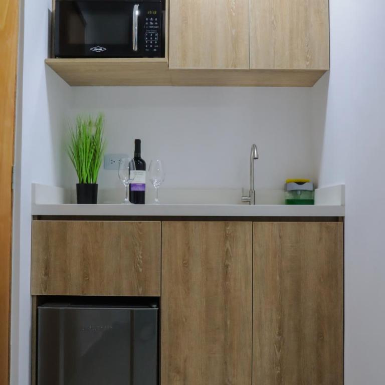 Manila Apartaestudios - Apartamento con vistas y balcón - 17