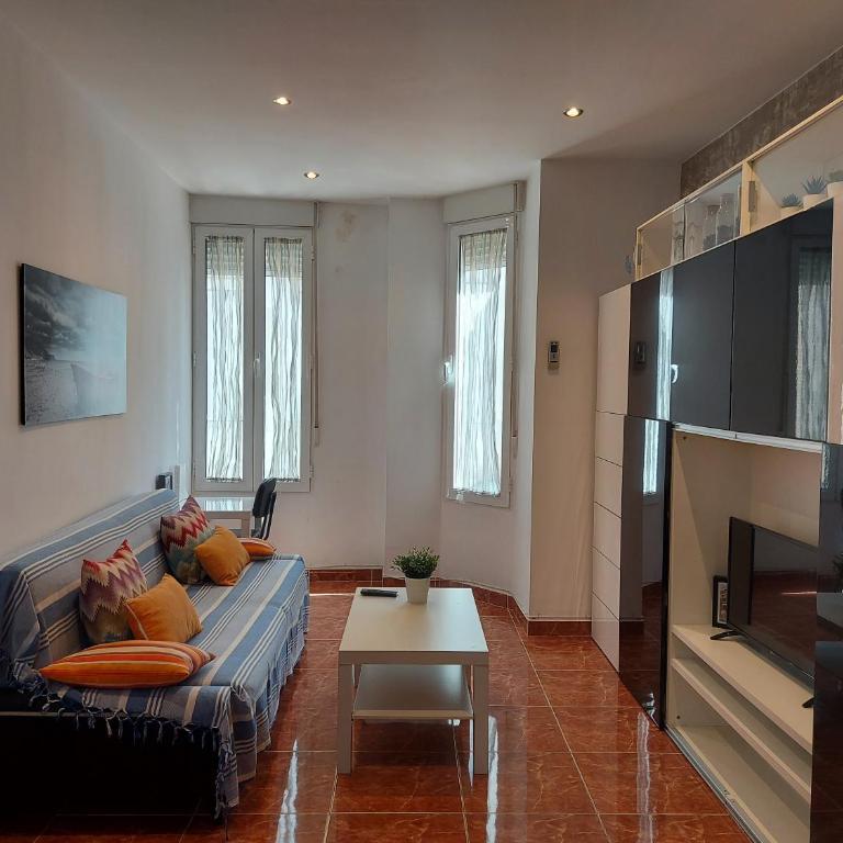Cabañal Port Marina - Two-Bedroom Apartment - 1
