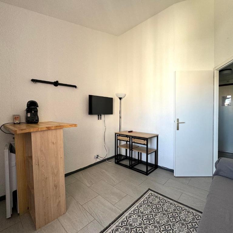 2 couchages vue Port piscine Le Cap d'Agde - Appartement - Vue sur Piscine - 10