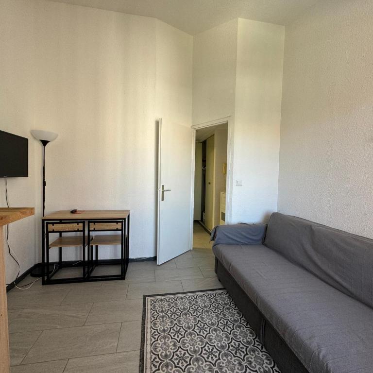 2 couchages vue Port piscine Le Cap d'Agde - Appartement - Vue sur Piscine - 11