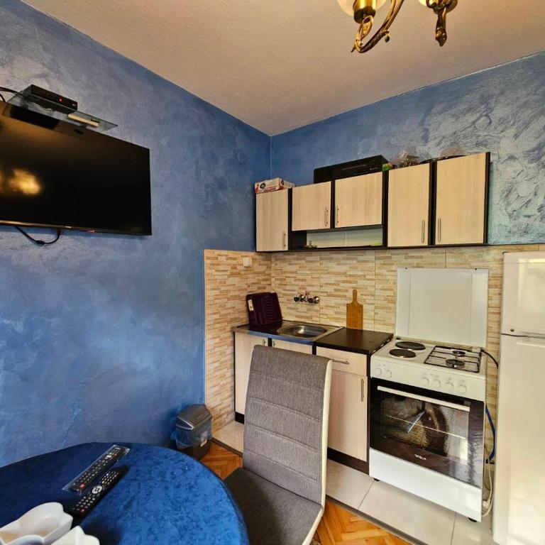 AB Apartmani Risan - Apartman sa 1 Spavaćom Sobom - 3