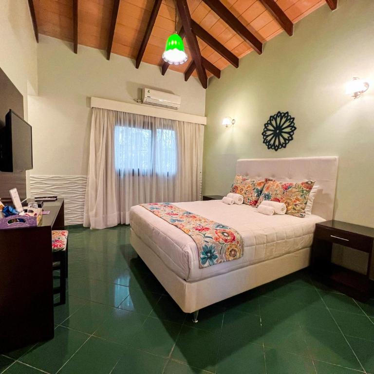 Mburucuyá Hotel Boutique - Standard Double Room - 1