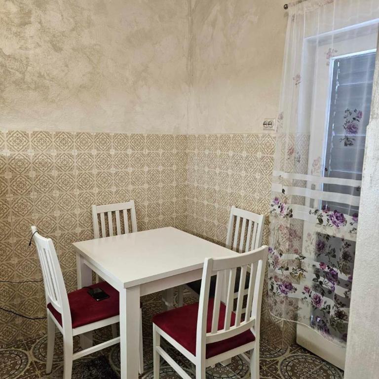AB Apartmani Risan - Apartman sa 1 Spavaćom Sobom - 21