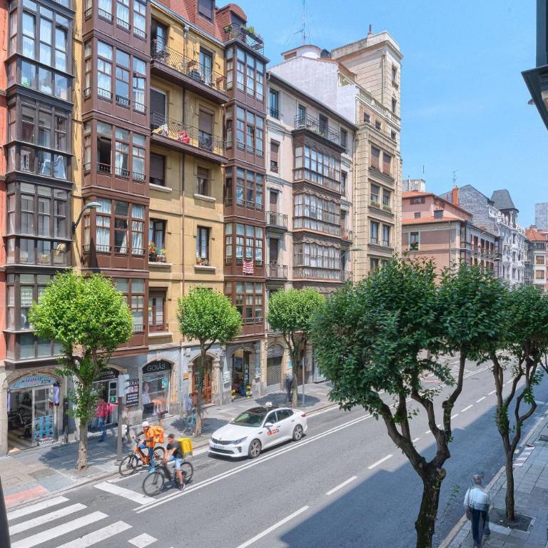 Abando Station Pintxos by Next Stop Bilbao - Three-Bedroom Apartment - 7