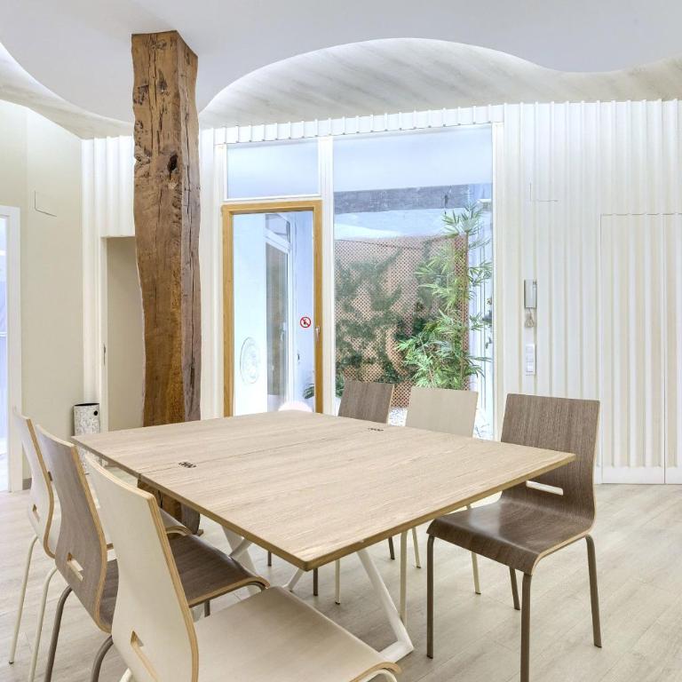 Abando Station Pintxos by Next Stop Bilbao - Three-Bedroom Apartment - 14