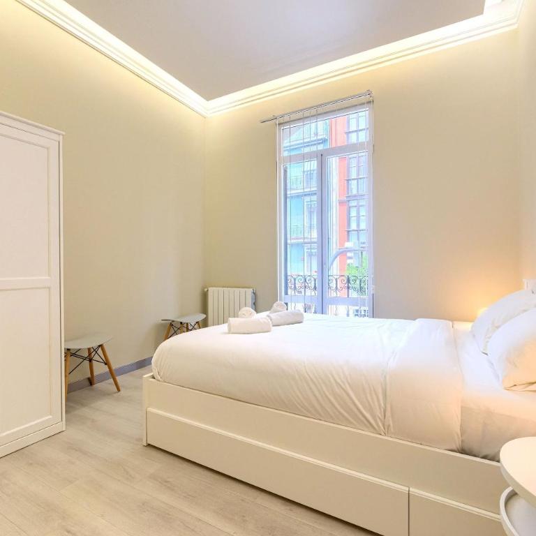 Abando Station Pintxos by Next Stop Bilbao - Three-Bedroom Apartment - 16