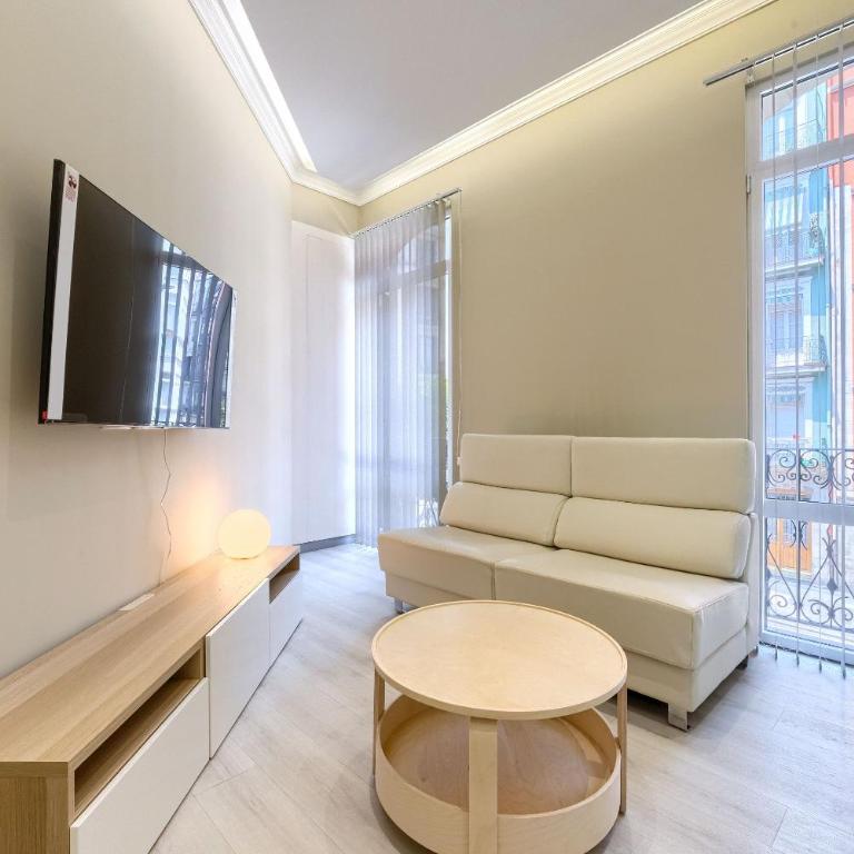 Abando Station Pintxos by Next Stop Bilbao - Three-Bedroom Apartment - 25