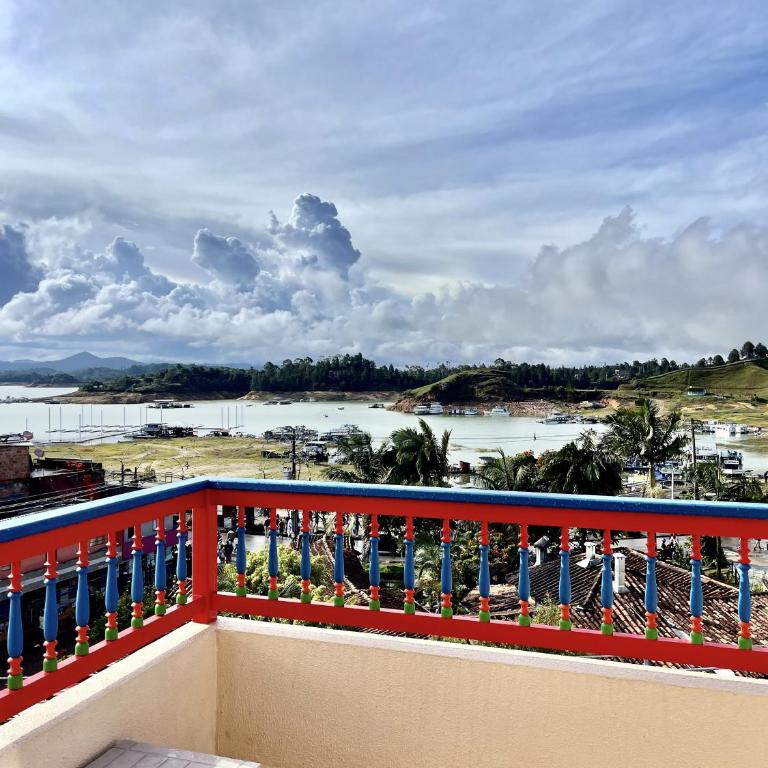 apartamento duplex con balcon y vista a la represa - Apartamento de 2 dormitorios - 8