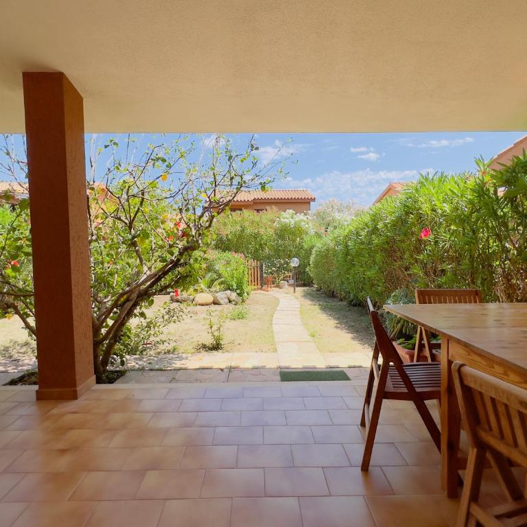 Sa Domu Pintada - Three-Bedroom House - 27