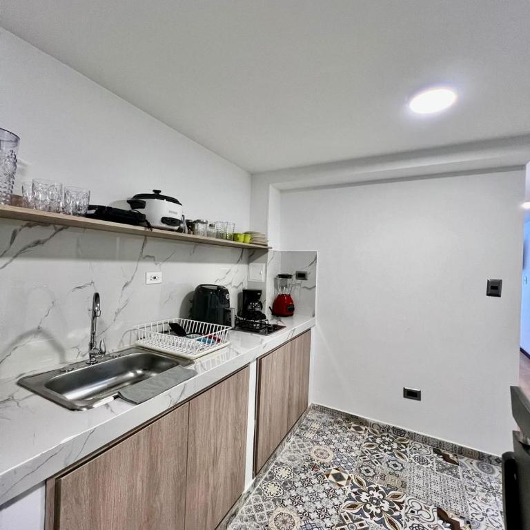 aparta estudio de lujo - Apartamento de 1 dormitorio - 2