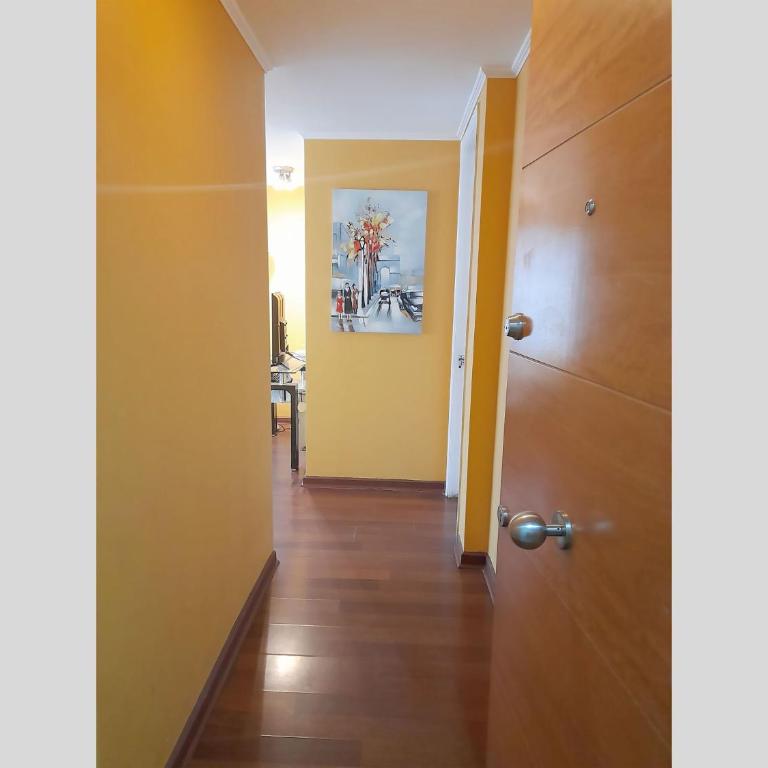 VIP Apartments Chile - Three-Bedroom Apartment - 11