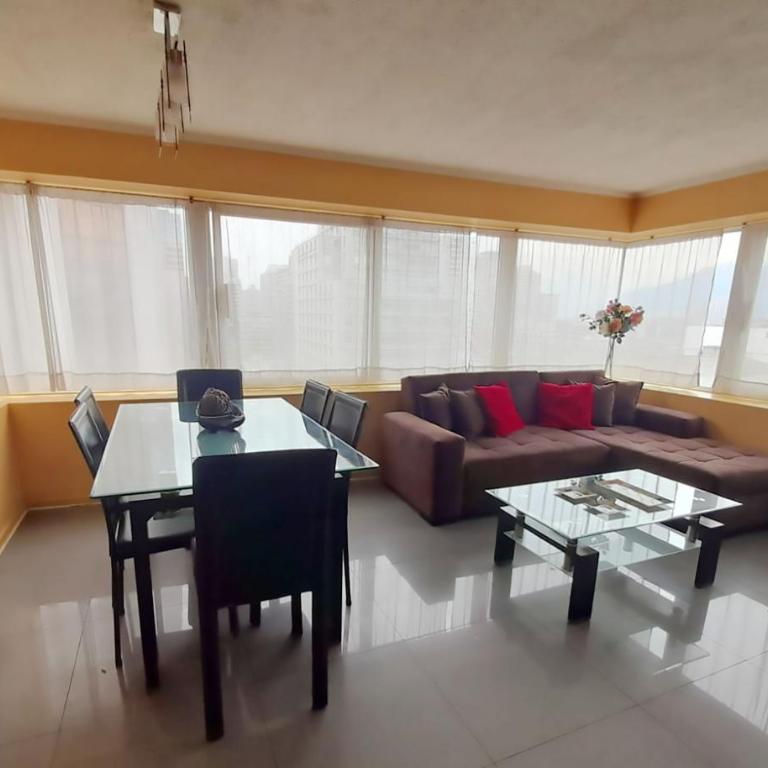 VIP Apartments Chile - Three-Bedroom Apartment - 7