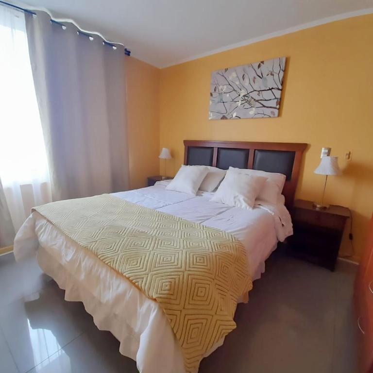 VIP Apartments Chile - Three-Bedroom Apartment - 9