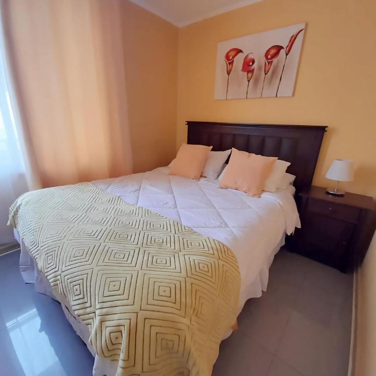 VIP Apartments Chile - Three-Bedroom Apartment - 13