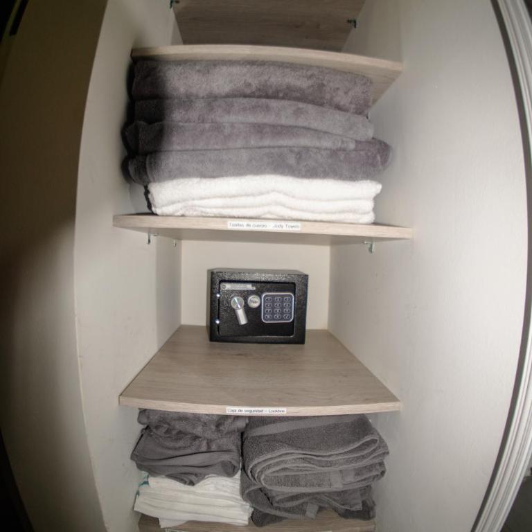 2BR Bright & Cozy - Nature Views & Sounds - Two-Bedroom Apartment - 26