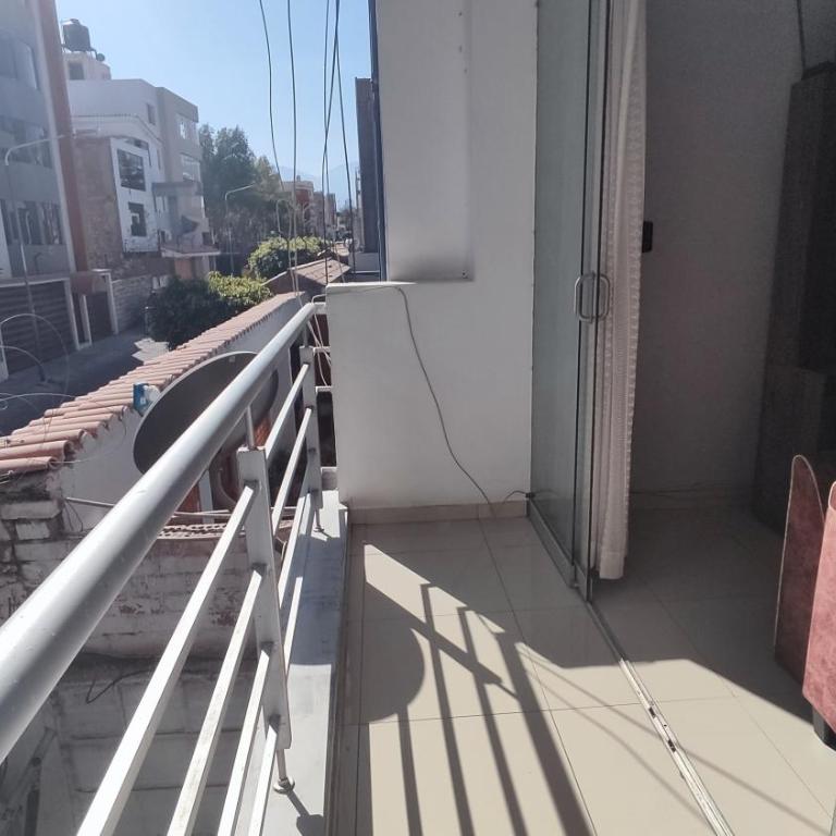 Departamento amplio y bonito en Arequipa - Apartamento de 3 dormitorios con balcón - 36