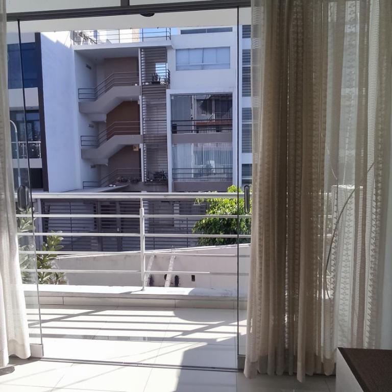 Departamento amplio y bonito en Arequipa - Apartamento de 3 dormitorios con balcón - 38