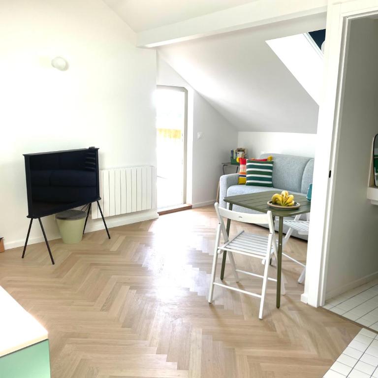 A 2 pas du lac - Studio Supérieur - 11