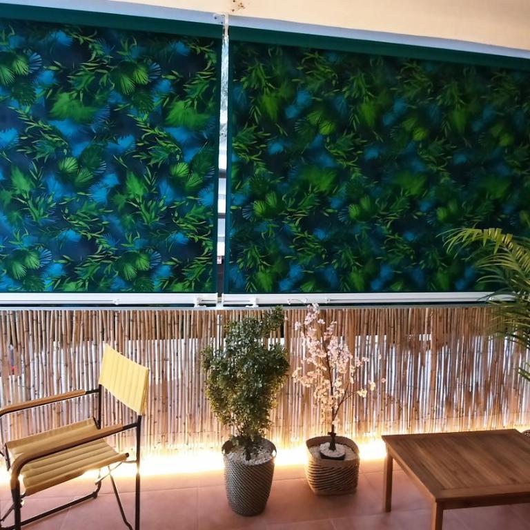 Terraza con vistas al mar Parking privado 120 mts, junto a la playa - Three-Bedroom Apartment - 51