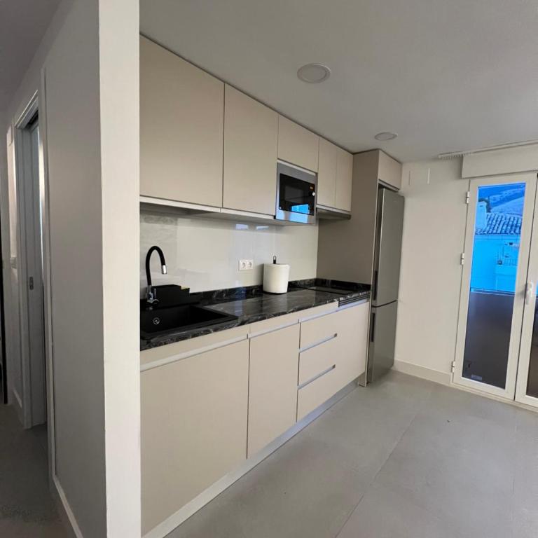 Apartamento Matías de Cazorla by Clabao - Two-Bedroom Apartment - 24