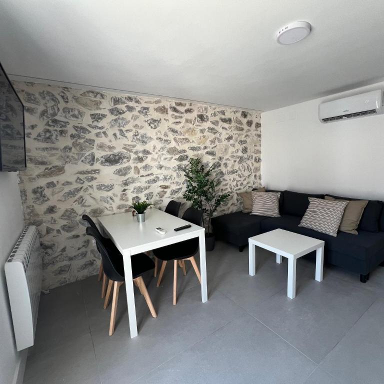 Apartamento Matías de Cazorla by Clabao - Two-Bedroom Apartment - 8