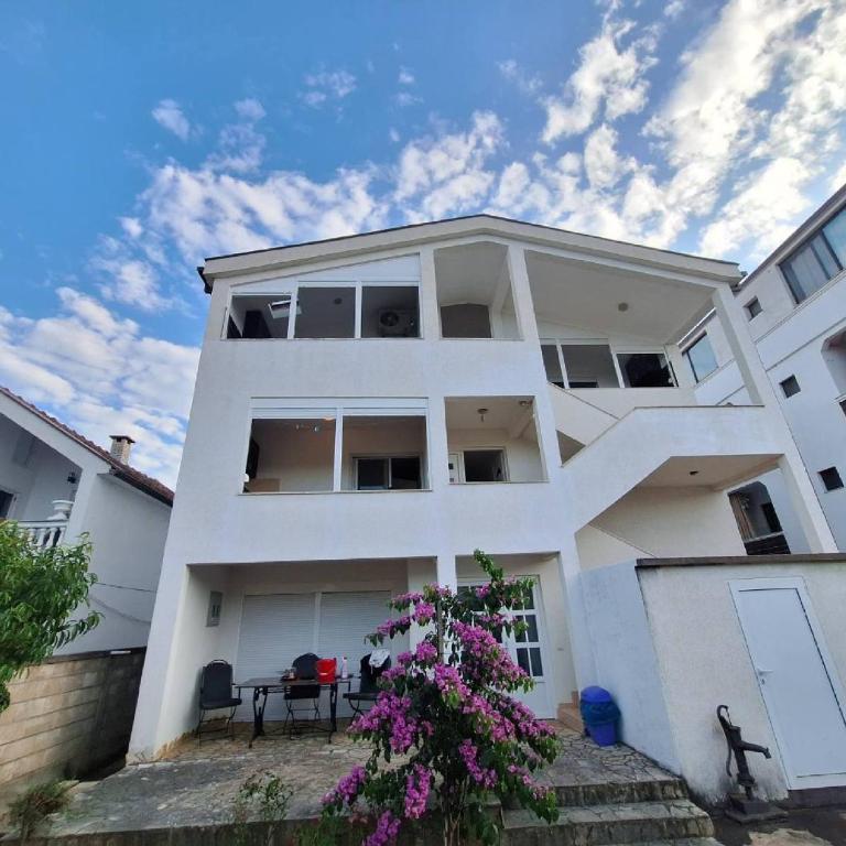 Aldina Apartments - Apartman sa 1 Spavaćom Sobom - 1
