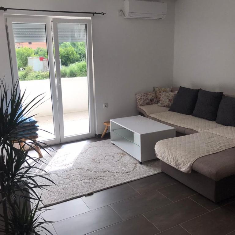 Family house Grbalj - Apartman sa 2 Spavaće Sobe - 4