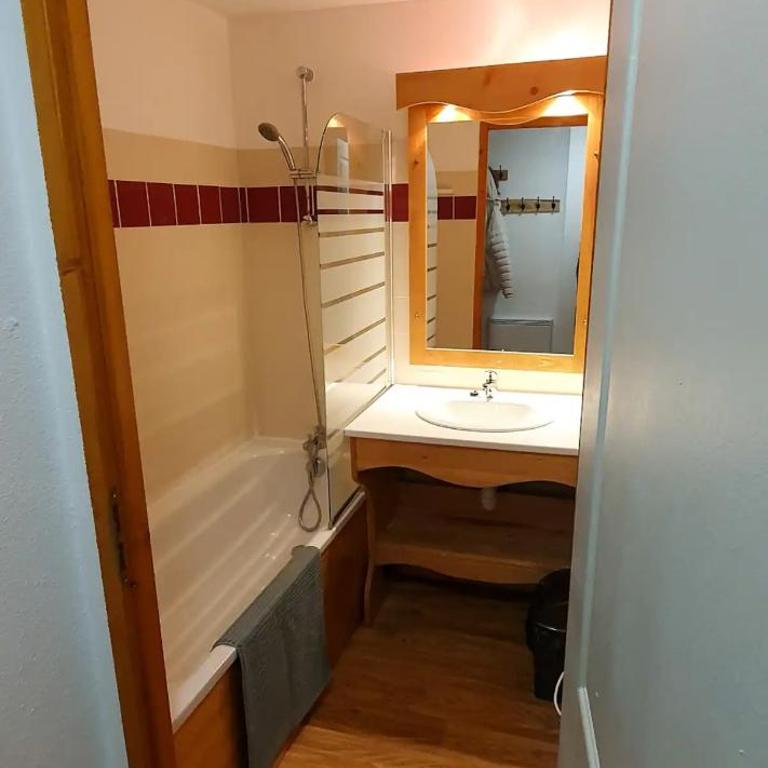 Appartement 3 étoiles au pied des pistes avec balcon été - Appartement 2 Chambres - 11