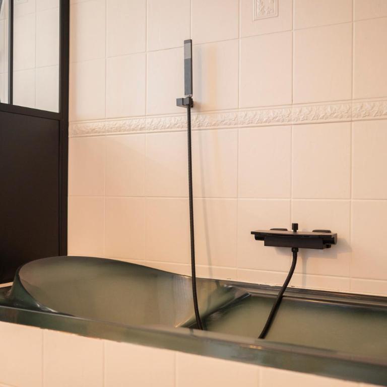 Villa Serrane - Appartement avec accès piscine - Appartement - 37