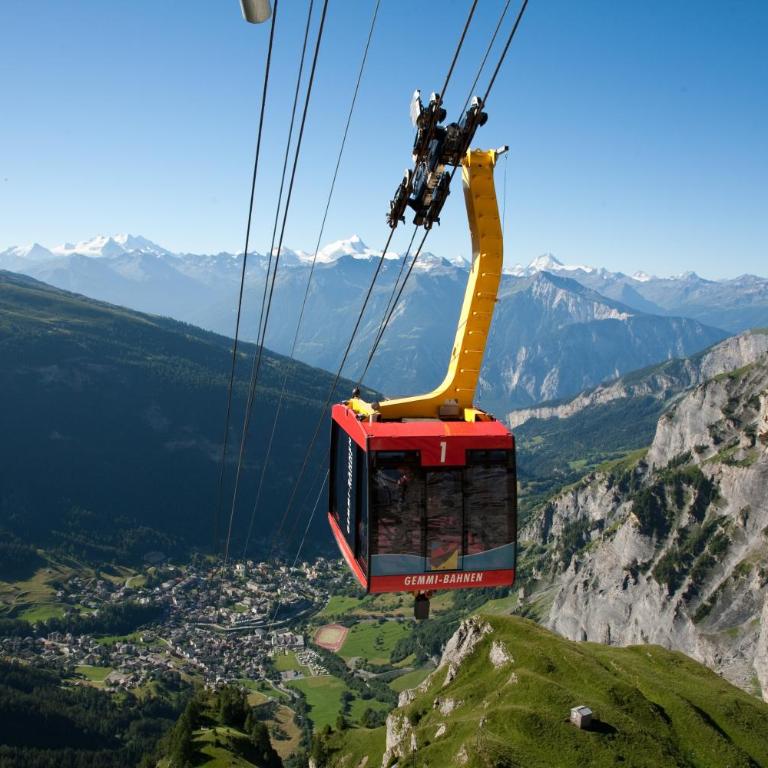 Hotel Walliserhof-Leukerbad-Therme - Einzelzimmer mit Balkon, Zugang zum Spa und Nutzung der Seilbahn - 4
