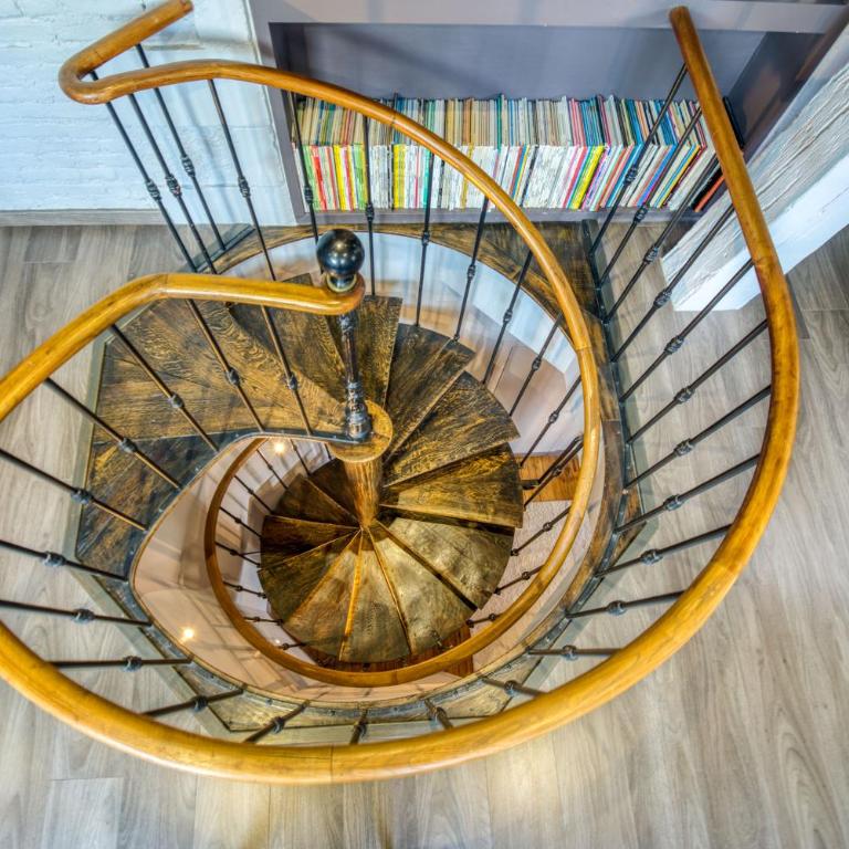 Duplex de 115m2 dans un bâtiment chic historique - Le Belvédère St Nicolas - Three-Bedroom Apartment - 27