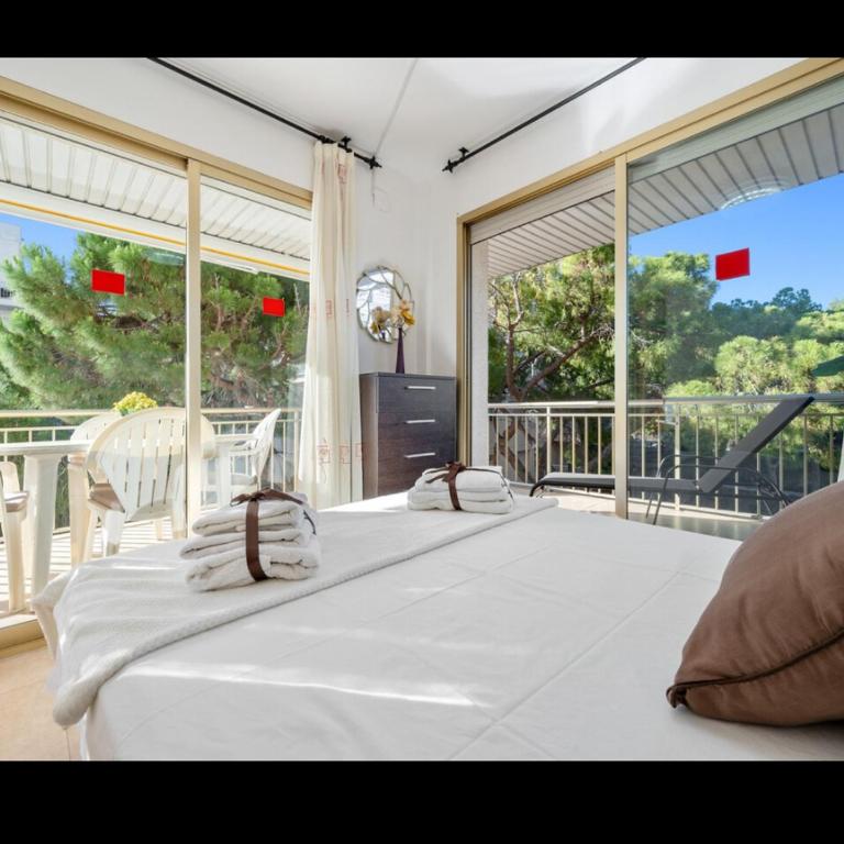 Jescamar - One-Bedroom Apartment - 5
