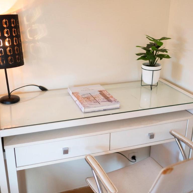 Villa Serrane - Appartement avec accès piscine - Appartement - 15