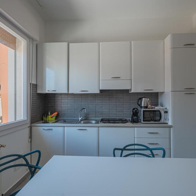 La comodità del centro ! - Appartamento con 2 Camere da Letto - 3