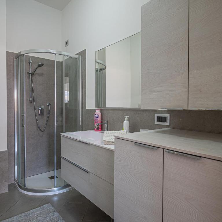 La comodità del centro ! - Appartamento con 2 Camere da Letto - 24