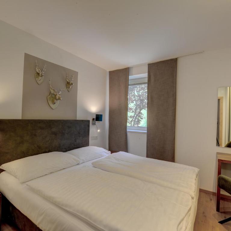 Der Gletscherblick By Kaprun Rentals - Two-Bedroom Apartment - 13
