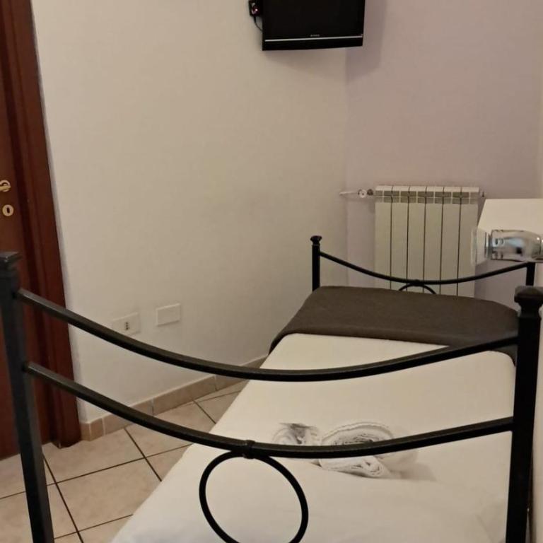 In the Center by Local Domus - Single Room with Shared Bathroom - 20