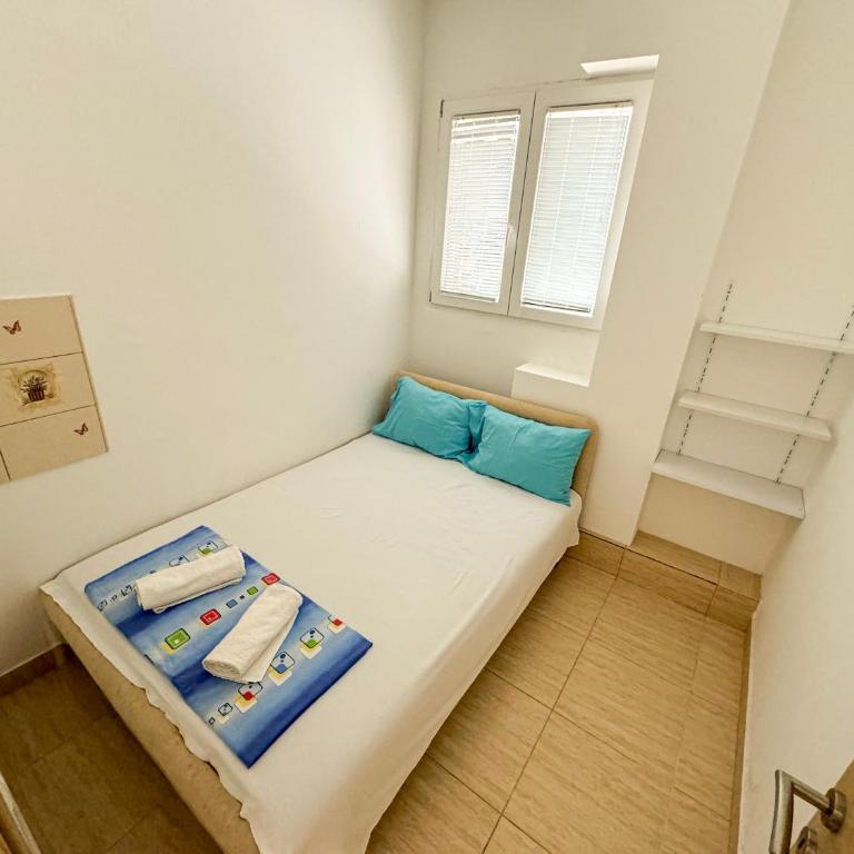 Biser Apartmani - Deluxe Room - 3