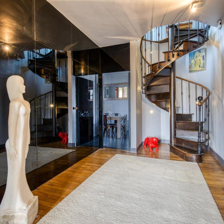 Duplex de 115m2 dans un bâtiment chic historique - Le Belvédère St Nicolas - Three-Bedroom Apartment - 7