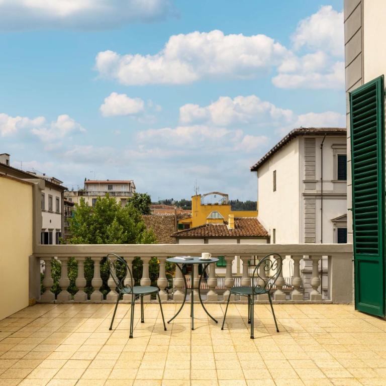 Anglo American Hotel Florence, Curio Collection By Hilton - Camera King Deluxe con Terrazza - 2