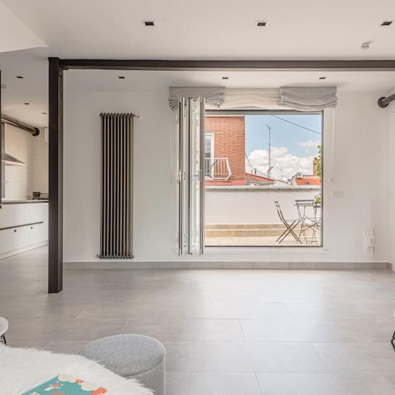 Impresionante ático en Tetuán - Palacios 2-2 - One-Bedroom Apartment - 2