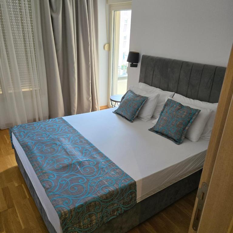 Status Bečići - Two-Bedroom Apartment - 10