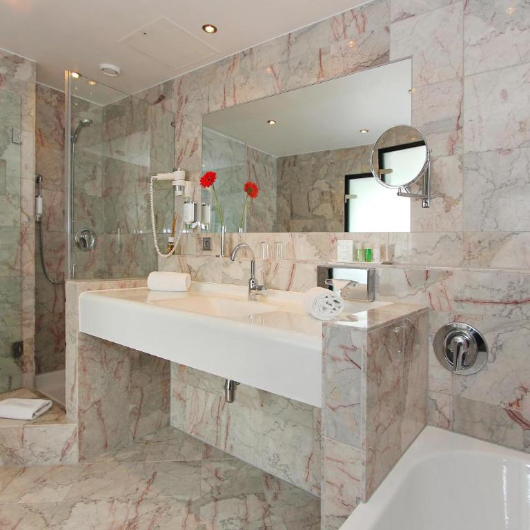 ARCOTEL Nike Linz - Junior Suite - 1
